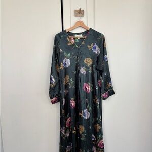 Vintage Oscar de la Renta silk dress